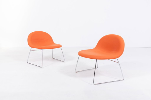 Gubi - Komplot Design pair of lounge chairs 3D