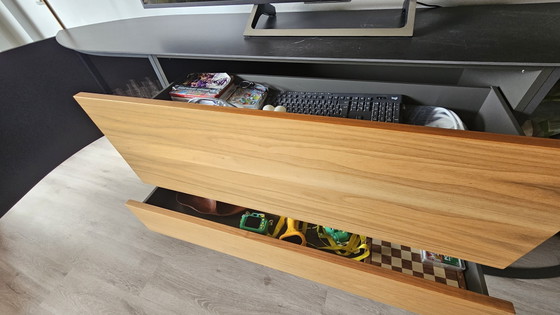 Hülsta NAVIS sideboard with lighting, walnut wood – Metal (photo 10 of 15)