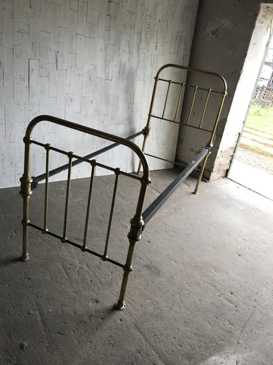 Letto da giorno vintage francese in ottone, anni '60 – Letti da giorno (photo 5 of 17)