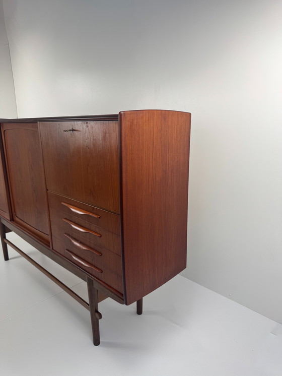 Image 1 of Danish teak sideboard with bar and automatic light - Mid - Century Elegance