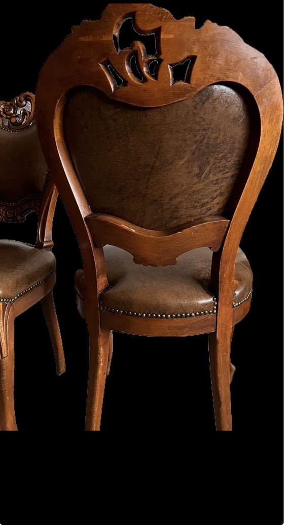 4 Baroque leather dining chairs – Wood (photo 5 of 5)
