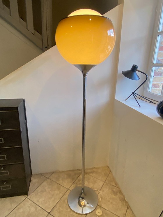 Vintage 1960s Guzzini chrome floor lamp – iGuzzini, Floor lights (photo 2 of 20)