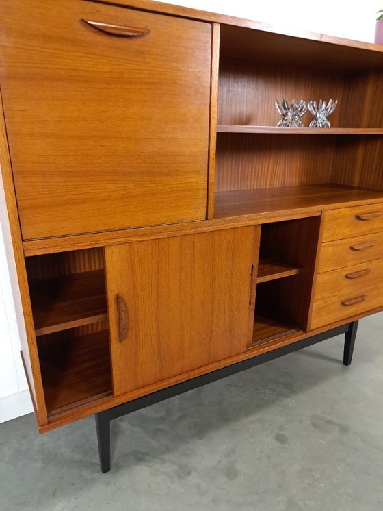 Image 1 of Armario de pared de teca con cajones, barra y patas negras