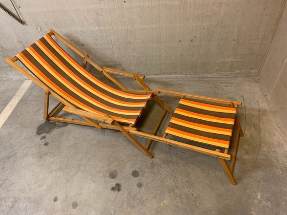 Image 1 of Chaise de plage vintage et joyeuse avec repose-pieds