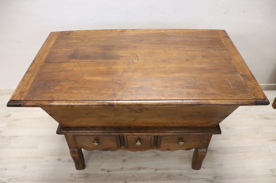 Image 1 of Armario antiguo en madera de álamo, Italia Siglo XIX RESTAURADO