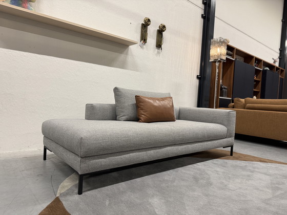 Image 1 of Design on Stock Aikon Lounge element Pouf 210 Milton Magnet