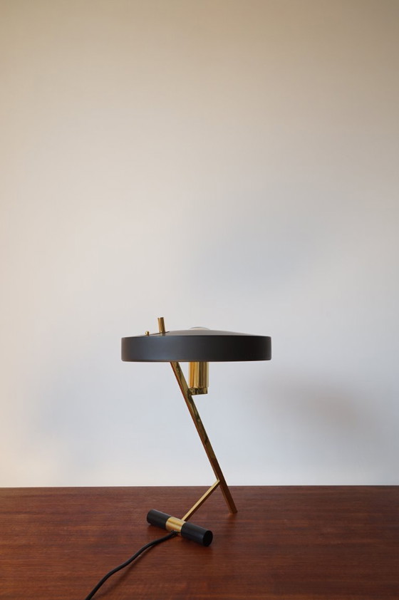 Image 1 of Lampada diplomatica Louis Kalff