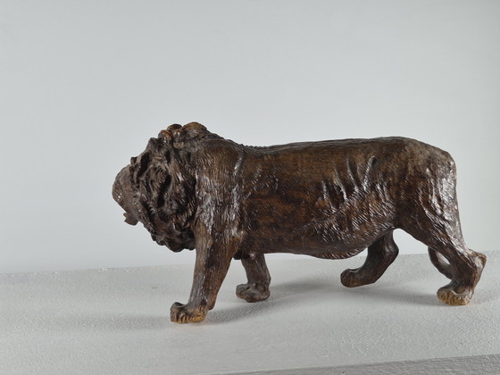 Antieke handgesneden Afrikaanse hardhouten sculptuur, dierenbeeldje: leeuw – Beeldhouwkunst, Wood (photo 3 of 15)