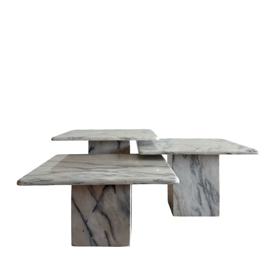 Image 1 of Vintage Bianco Carrara marmeren nesting tables, Italië 1960