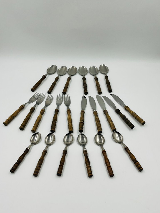 Set di posate vintage da 22 pezzi con manici effetto legno – Wood (photo 2 of 24)