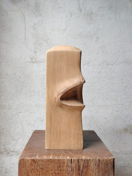 Vase / Skulptur aus geschnitzter Massivholz-Eiche – retroDom, Vasen (photo 5 of 9)