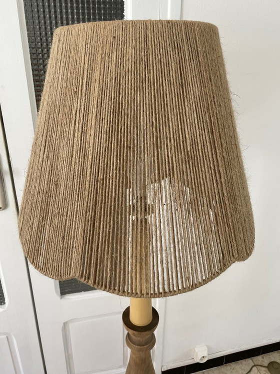 Image 1 of Lampada da terra vintage in legno tornito con paralume in corda, anni '60