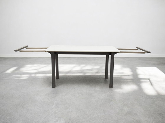 Image 1 of Vintage Formica dining table - extendable