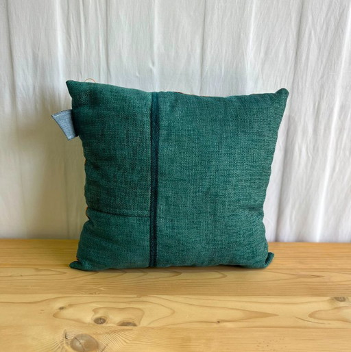 Handmade designer cushion with African print – sustainable and unique
