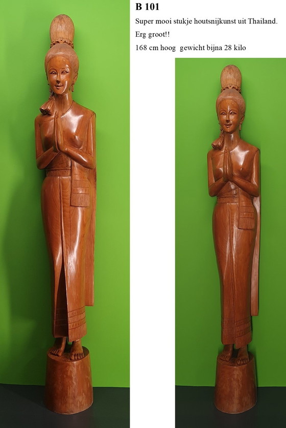 Image 1 of Belle et grande femme Sawadee de 168 cm de haut