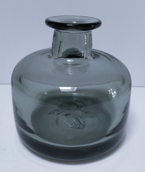 Verval Vallauris vase, smoky grey glass