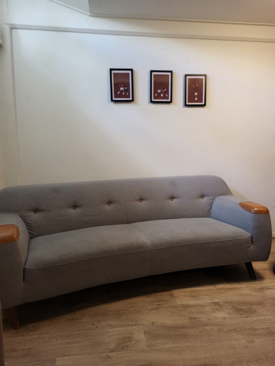 Image 1 of Montèl Designerbank | Grijs Met Leren Accenten | 3-Zits | €400