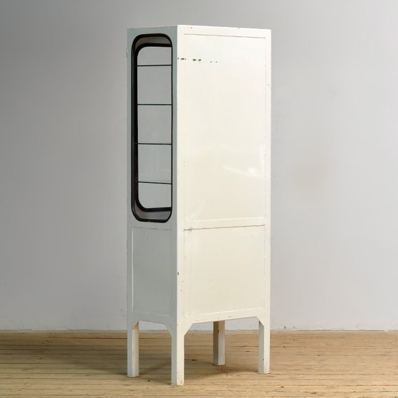 Image 1 of Armoire à pharmacie vintage, années 1970