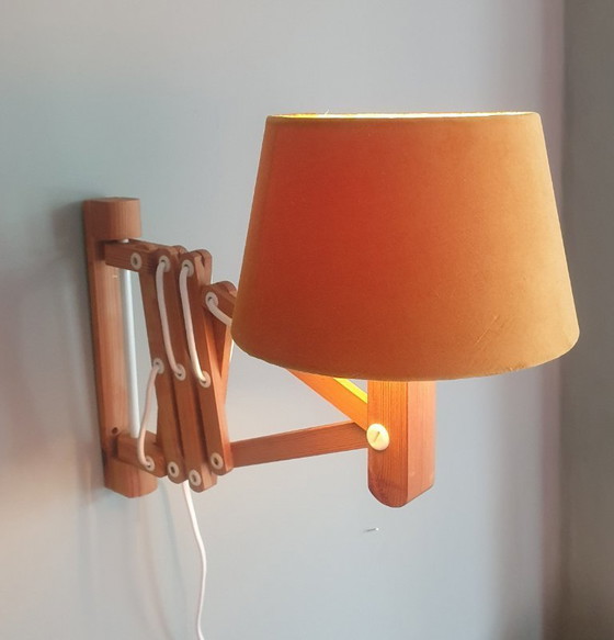 Image 1 of Lampe ciseaux vintage en bois Ikea des années 1980.