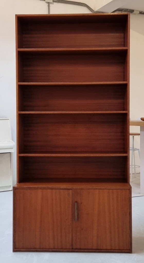 Image 1 of Bibliothèque du milieu du siècle