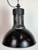 Große, schwarze Industrie-Hängelampe mit gusseisernem Oberteil, 1950er Jahre