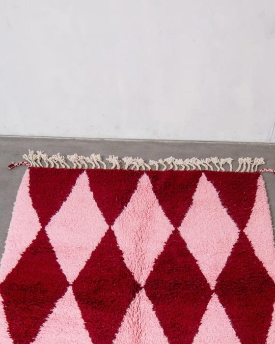 Image 1 of Off-white Moroccan rug with colorful patterns, 200cm x 250cm