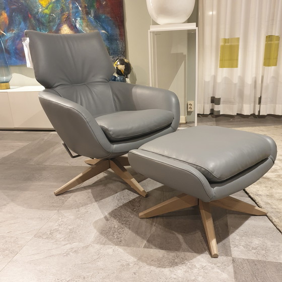 Image 1 of Poltrona Leolux Lloyd Plus con poggiapiedi