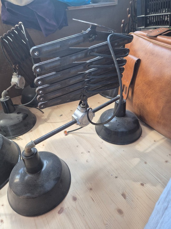 Industrial Double Scissor Lamp – Pendant lamps, Metal (photo 3 of 5)