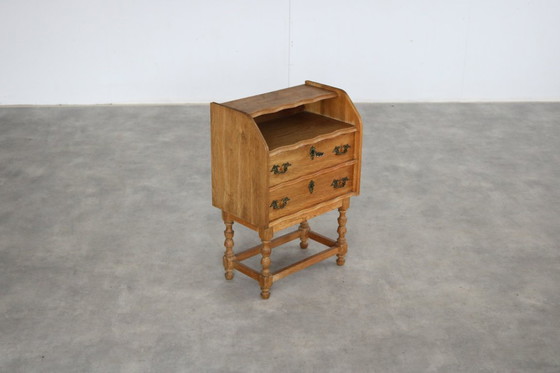 Image 1 of brutalist nachtkastje 