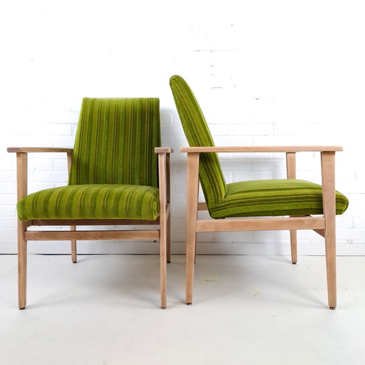 2 sedie vintage anni '70 in legno con rivestimento in velluto verde