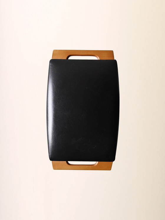 Image 1 of Tabouret vintage en bois et cuir
