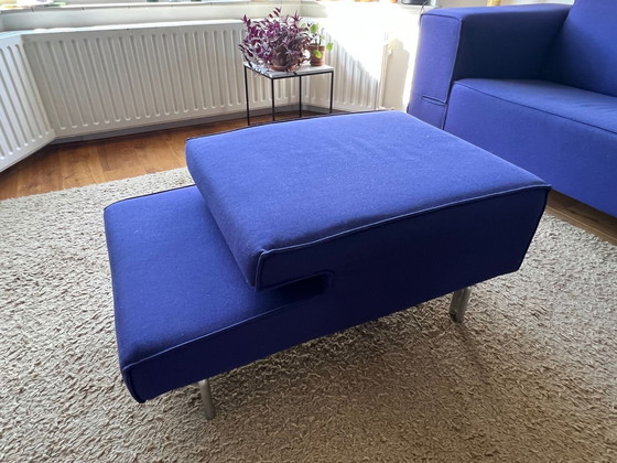 Image 1 of Divano a 3 posti Design on Stock Hopper, colore viola.