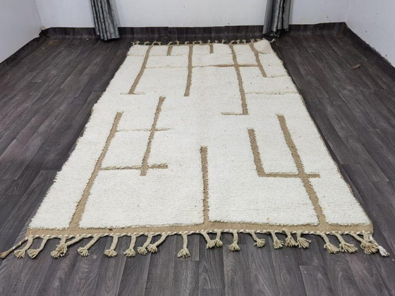 Dekorierter Berberteppich aus Naturwolle, 150/250 cm – Teppiche & Läufer, Wool (photo 7 of 7)