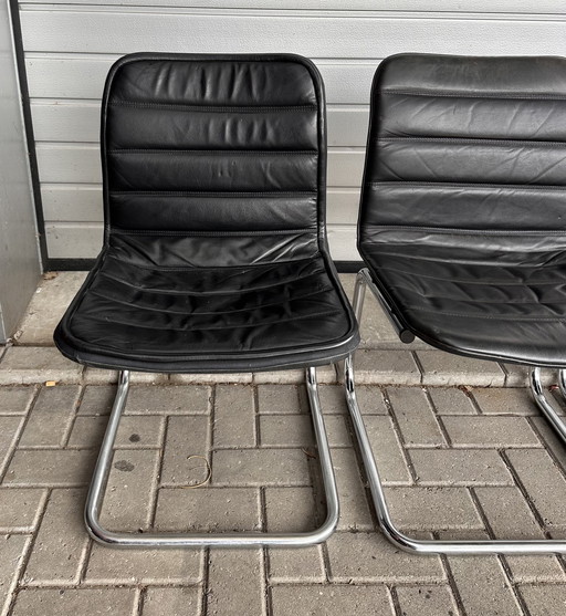 4 chaises de salle à manger design Pol / Dux International