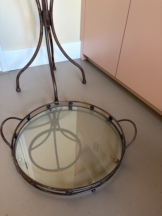 Charming Vintage Style Side Table / Plant Table with Removable Round Glass Tray – Aluminium (photo 7 of 9)