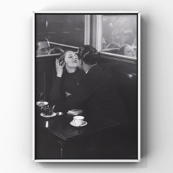 Image 1 of 1x Brassaï – pareja en el café, ca. 1932 | Barrio italiano, París