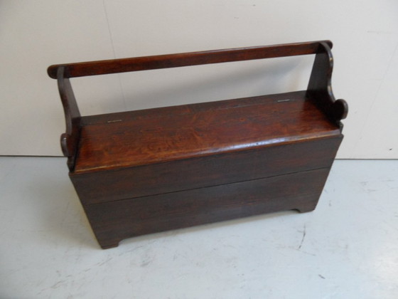 Image 1 of Banco antiguo