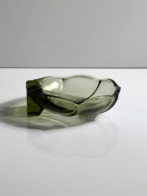 Image 1 of Vintage jaren 70 gerookte glazen schelpkom asbak zeepbakje groen Luminarc Arcoroc schelpplaat