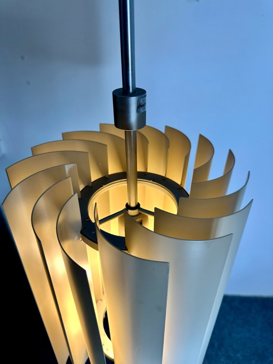 Lámpara colgante Space Age Herstal Rotor Turbine Diseño Danés años 90, Plafones, Metal, Crema (foto 9 de 11)
