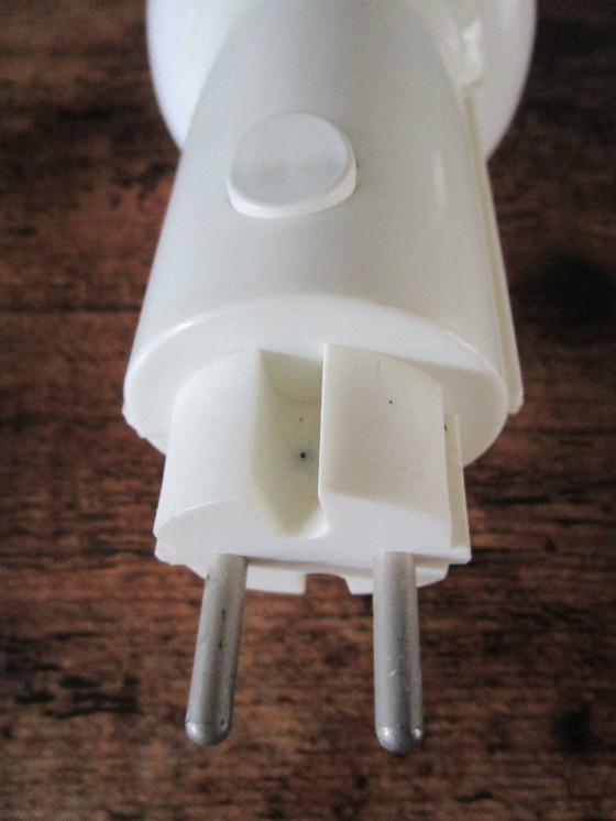 Image 1 of Lampe à douille rétro en métal blanc, massive.