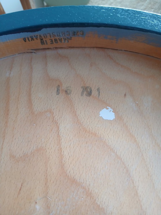 Zwei Thonet Stühle., Esszimmerstühle, Holz, Grün (Foto 12 von 17)