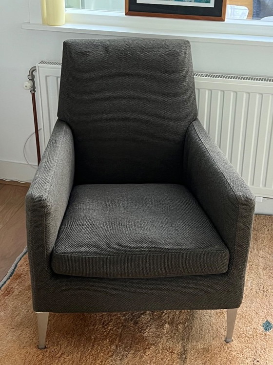 Image 1 of Fauteuil de la marque B&B Italia, modèle Dandy, en tissu marron.