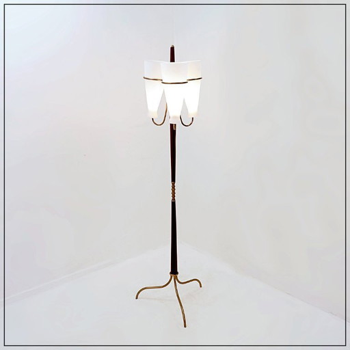 Three-arm tripod floor lamp with opaline glass, attributed to Stilnovo - 1950s