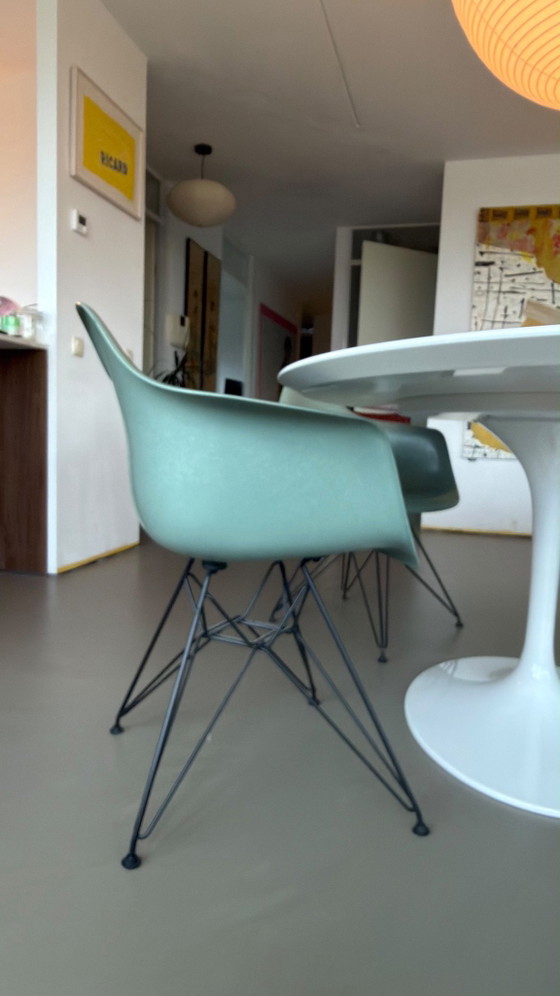 4x Vitra DAR Eames Fiberglass – Esszimmerstühle, Kunststoff (photo 3 of 5)