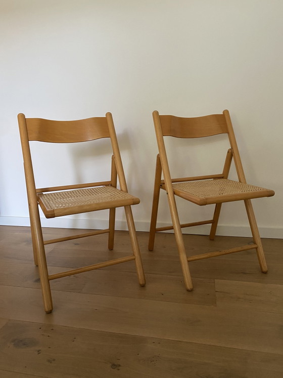 Lot de 2 chaises Habitat vintage - Chaises pliantes - Bois de hêtre et sangles en rotin - Années 70/80 (photo 13 of 13)