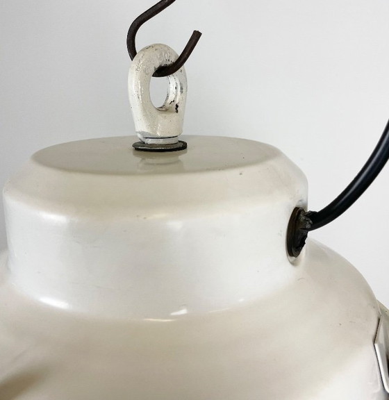 Image 1 of Weiße Industrie-Fabrikkäfigleuchte von Elektrosvit, 1980er Jahre