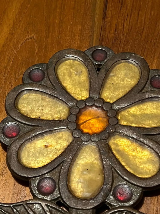 Onderzetter van talosel en metaal toegeschreven aan Line Vautrin, circa 1950-1960, Tafelaccessoires, Vintage (foto 5 van 9)