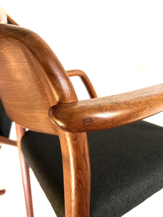 Image 1 of 6 sedie da pranzo vintage restaurate, EMC Furniture anni '80