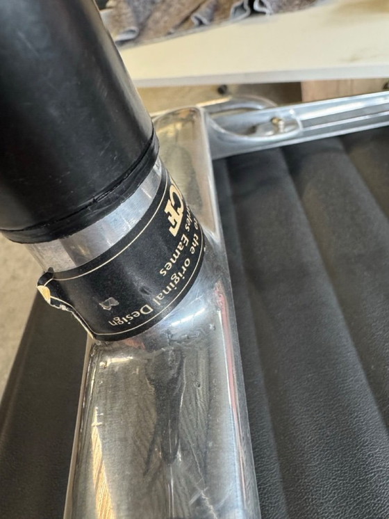 Image 1 of 4x sedia ICF Eames EA 108 in pelle