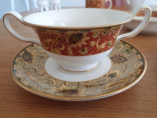 Wedgwood bone china dinnerware Persia